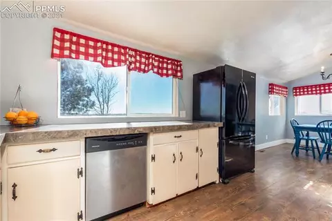 18235 Main St, Peyton, CO 80831 photo 5