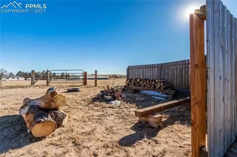 18235 Main St, Peyton, CO 80831 photo 27