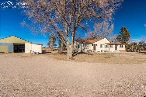 18235 Main St, Peyton, CO 80831 photo 2