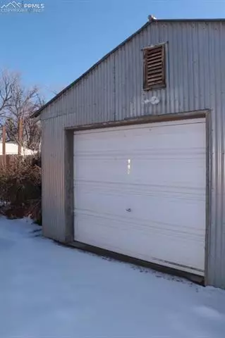110 W 4th St, Florence, CO 81226 photo 9