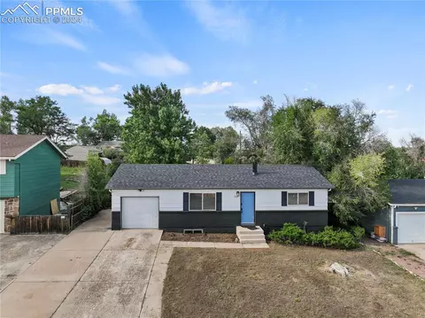 122 Fairmont St, Colorado Springs, CO 80910