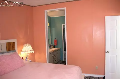 728 Graphite St, Florence, CO 81226 photo 10