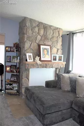 728 Graphite St, Florence, CO 81226 photo 5