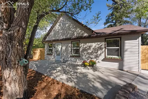 924 W Cimarron St, Colorado Springs, CO 80905