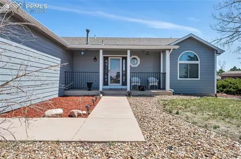 8641 Saddleman Rd, Peyton, CO 80831 photo 4