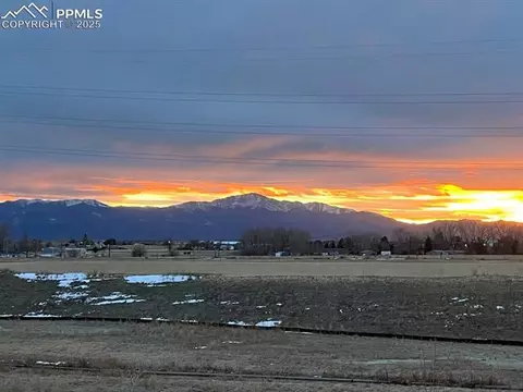 6356 Lochside Vw, Colorado Springs, CO 80927