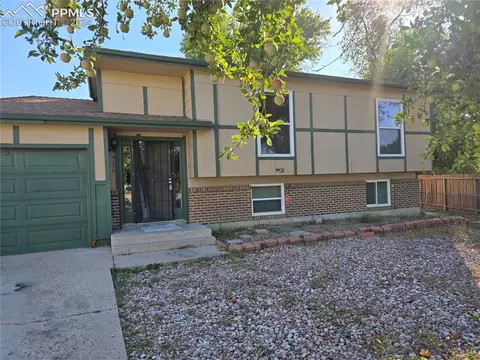 4170 London Ln, Colorado Springs, CO 80916