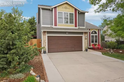 3925 Dolphin Cir, Colorado Springs, CO 80918