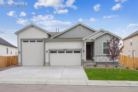 10279 Country Manor Dr, Peyton, CO 80831