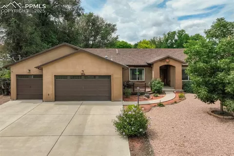 709 Pisgah St, Canon City, CO 81212