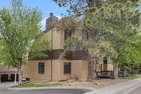 869 Pebblewood Dr, Colorado Springs, CO 80919
