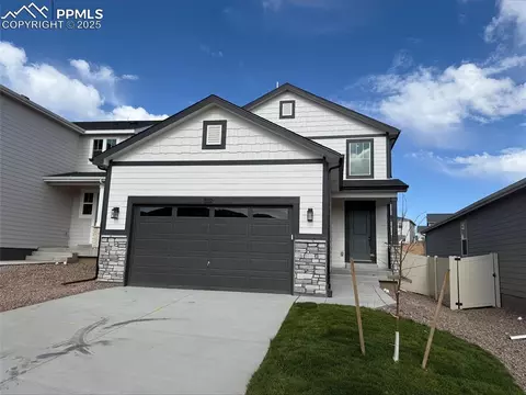 8112 Falling Rock Dr, Colorado Springs, CO 80925