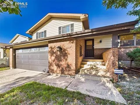 5040 Escapardo Way, Colorado Springs, CO 80917