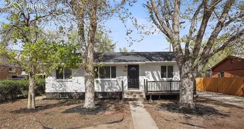537 Yellowstone Rd, Colorado Springs, CO 80910