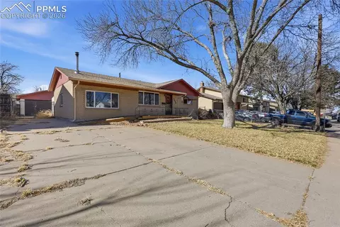 2609 Ridgewood Ln, Pueblo, CO 81005