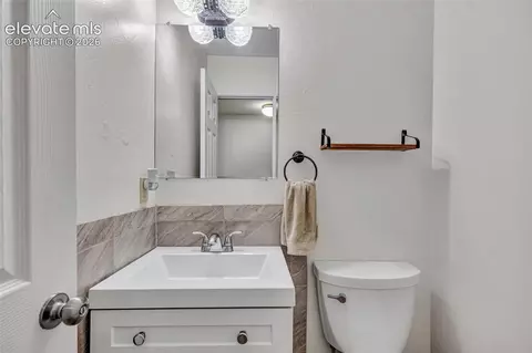Bath - 381 Raspberry Ln, Monument, CO 80132 photo 1 of 3