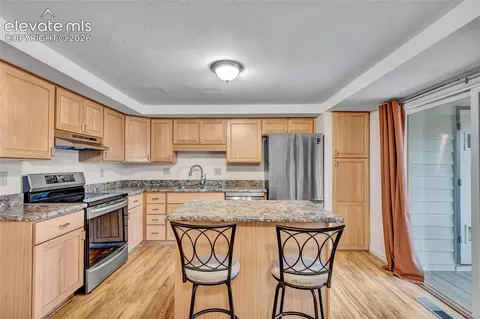 Kitchen - 381 Raspberry Ln, Monument, CO 80132 photo 2 of 5