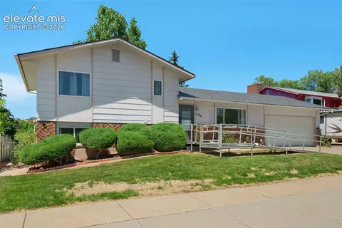 1192 Applewood Dr, Colorado Springs, CO 80907