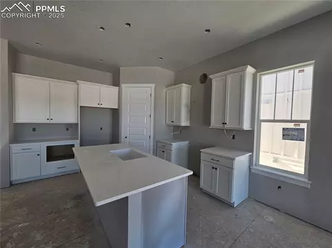 42 W Lost Pines Dr, Monument, CO 80132 photo 4