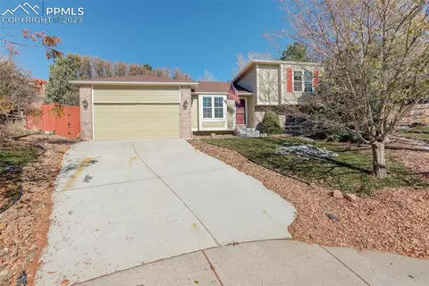 5265 Farm Ridge Pl, Colorado Springs, CO 80917