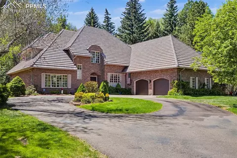 740 S Bear Paw Ln, Colorado Springs, CO 80906