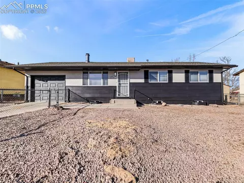 3713 Lancaster Dr, Pueblo, CO 81005