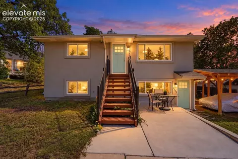 215 N 14th St, Colorado Springs, CO 80904