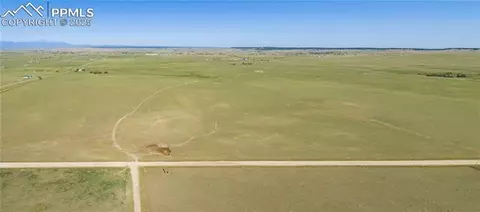 13642 N Log Rd, Peyton, CO 80831 photo 2