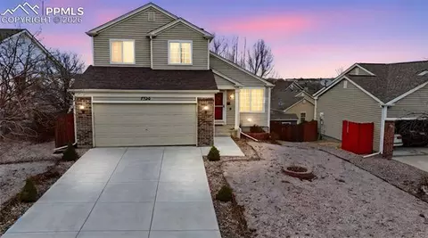 7326 Village Meadows Dr, Fountain, CO 80817