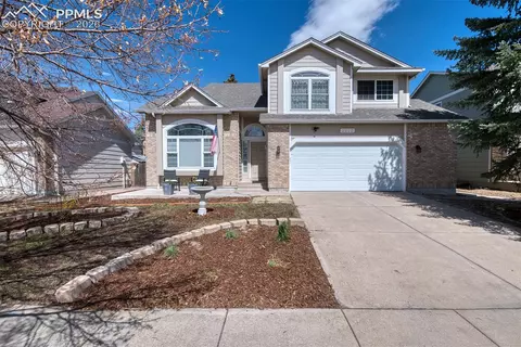 8512 Candleflower Cir, Colorado Springs, CO 80920