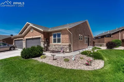 6656 Oak Trunk Pt, Colorado Springs, CO 80923