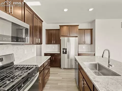 10462 Devoncove Dr, Peyton, CO 80831 photo 7