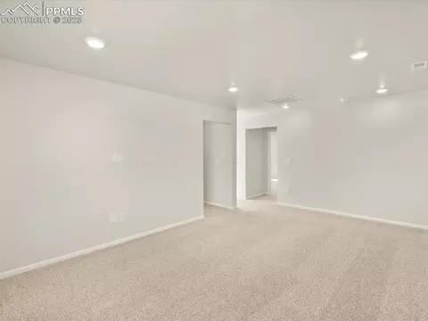 10462 Devoncove Dr, Peyton, CO 80831 photo 18