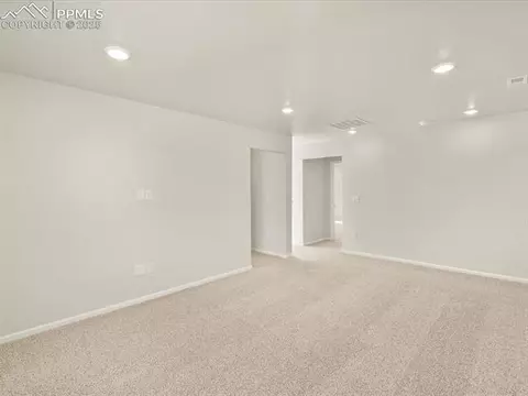10462 Devoncove Dr, Peyton, CO 80831 photo 18