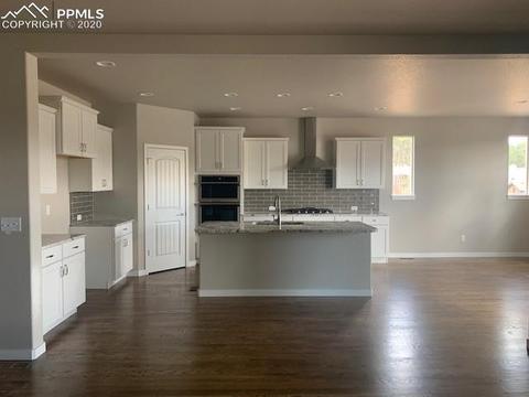 16429 Dancing Bear Ln, Monument, CO 80132 photo 2