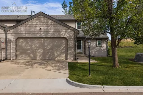 108 Cobblestone Dr, Colorado Springs, CO 80906