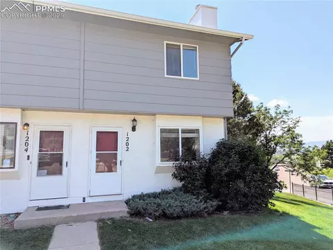 1202 Soaring Eagle Dr, Colorado Springs, CO 80915