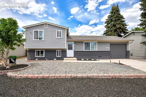 4530 London Ln, Colorado Springs, CO 80916