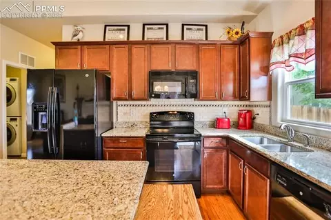 7615 Teocalli Pt, Peyton, CO 80831 photo 14