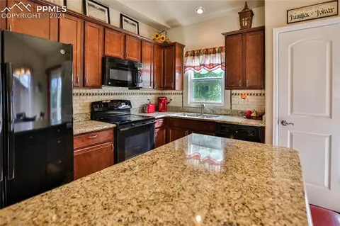 7615 Teocalli Pt, Peyton, CO 80831 photo 13