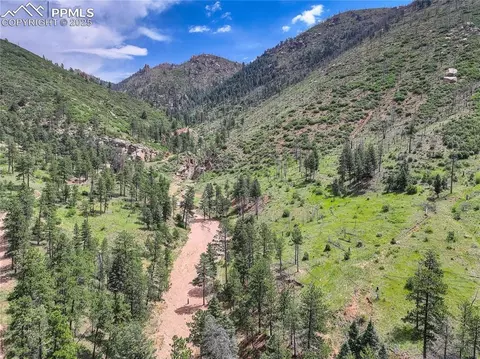 6085 Wellington Rd, Cascade, CO 80809 photo 7