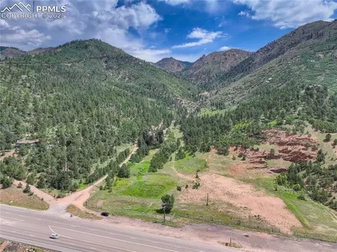 6085 Wellington Rd, Cascade, CO 80809 photo 3