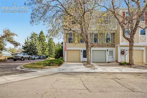 9525 W Coal Mine Ave #A, Littleton, CO 80128
