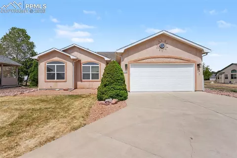219 E Linden Ave, Pueblo, CO 81007
