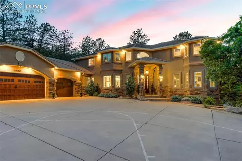 7620 Winding Oaks Dr, Colorado Springs, CO 80919