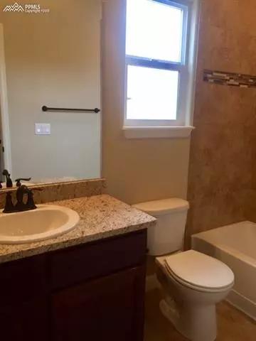 9922 Golf Crest Dr, Peyton, CO 80831 photo 8