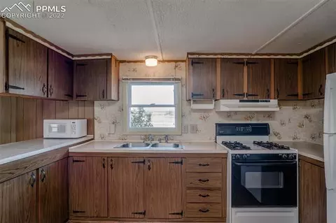 12475 Smith Rd, Peyton, CO 80831 photo 14
