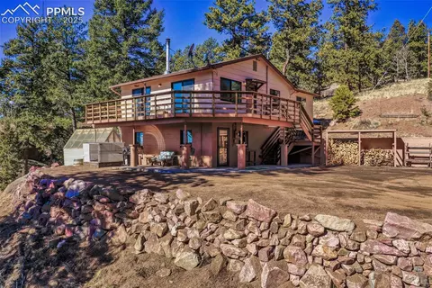892 Pinon Ln, Florissant, CO 80816