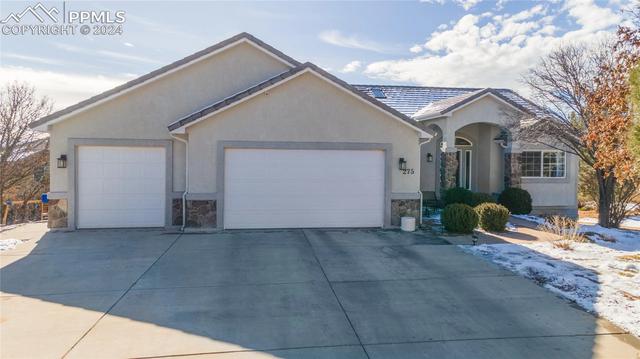 275 Lariat Ln, Colorado Springs, CO 80921