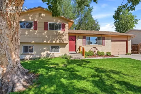 3103 Shadowglen Way, Colorado Springs, CO 80918